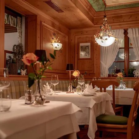 Gasthaus Weinhotel Adler Hotel 3*