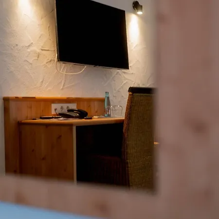 Hotel Gasthaus Weinhotel Adler