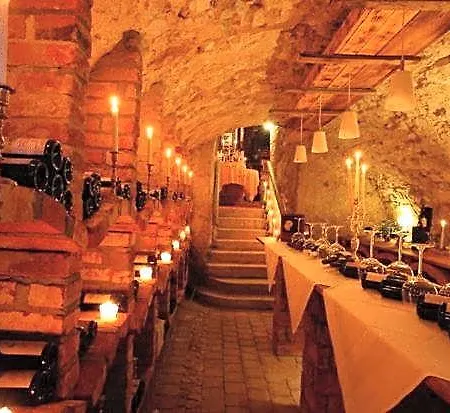 Weinhotel Adler 3*