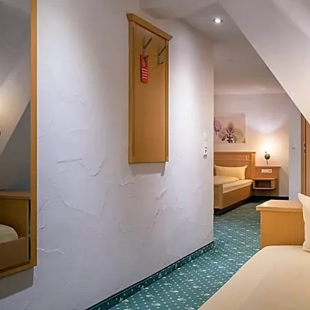 酒店 Weinhotel Adler